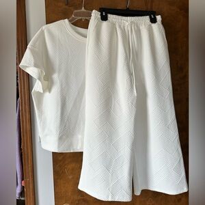 Elegant White Textured Women's Set